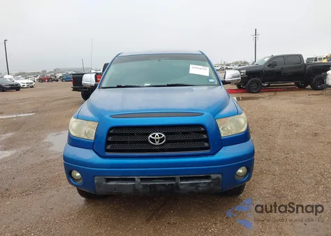 2008 Toyota Tundra Sr5 5.7L V8 z USA, uszkodzony, nr VIN 5TFRV54178X063754